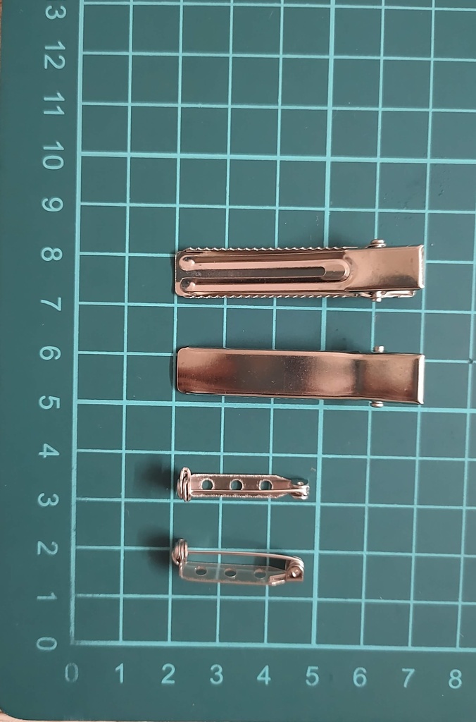 刀剣乱舞 イメージ ハンドメイド ブローチ ミニリボン