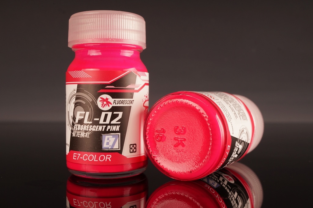 E7paints蛍光シリーズ