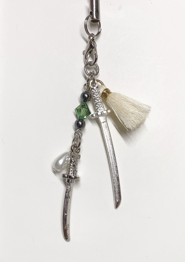 魂魄妖夢モチーフストラップ