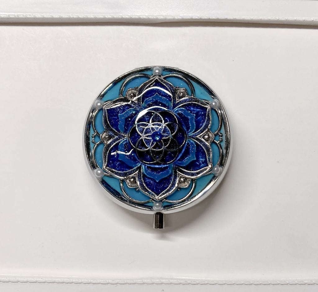 放浪者イメージ小物入れ 金・銀