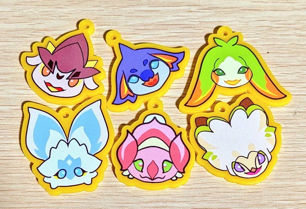 ちび竜ビスケットアクリルキーホルダー