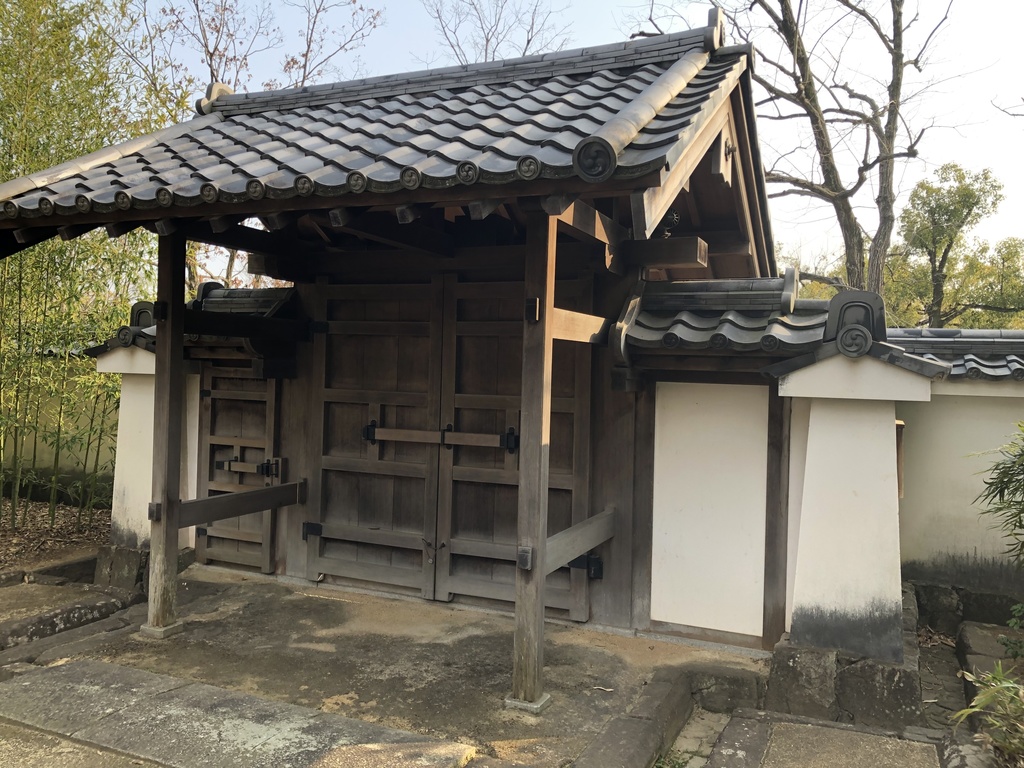日本建築と庭の写真