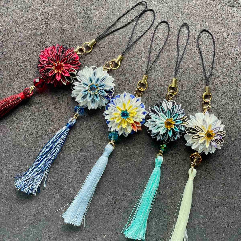 刀剣乱舞 キャラクターイメージ つまみ細工のストラップ