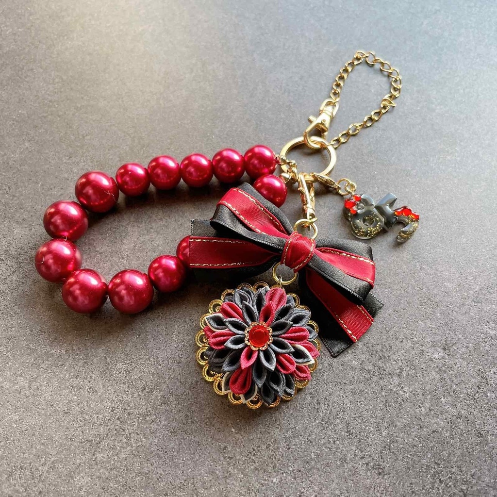 刀剣乱舞 キャラクターイメージ つまみ細工のバッグチャーム(加州清光)