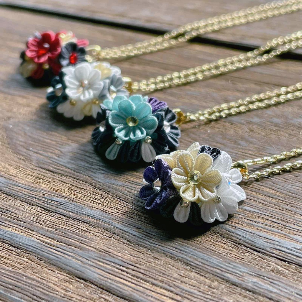 刀剣乱舞イメージ つまみ細工のネックレス「花守り」