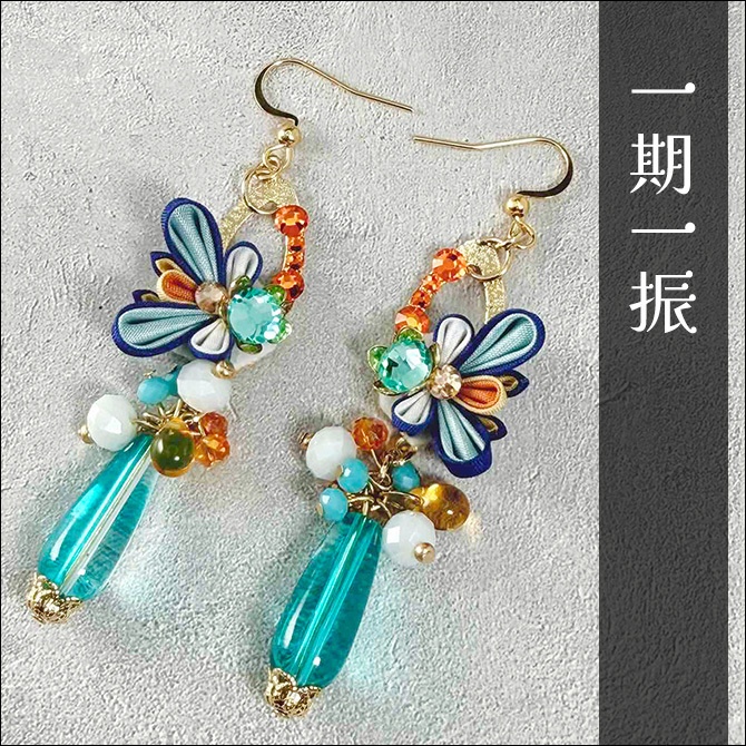 刀剣乱舞イメージ つまみ細工の蝶の耳飾り (イヤリングORピアス)