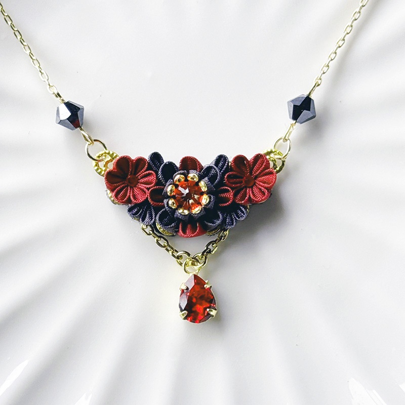 刀剣乱舞 キャラクターイメージ つまみ細工のネックレス 加州清光イメージ