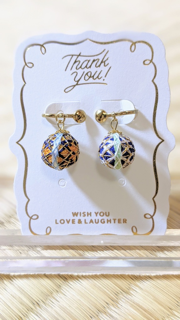 手毬頭飾り 桜ペア(イヤリング、色違い)