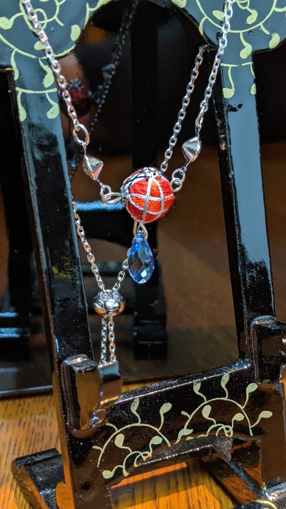 手毬ブレスレット(石付き)/ロナルド(十字架)イメージ「吸血鬼すぐ死ぬ」より