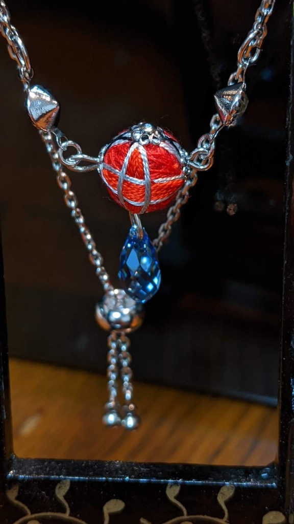 手毬ブレスレット(石付き)/ロナルド(十字架)イメージ「吸血鬼すぐ死ぬ」より