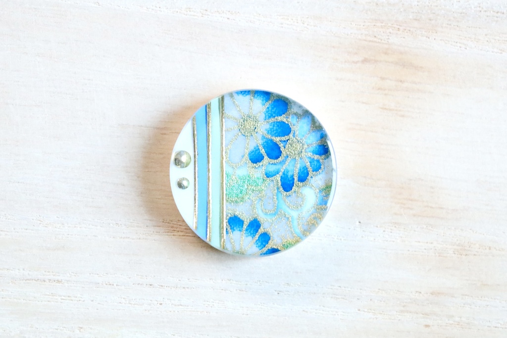 にしきだま【水影草】