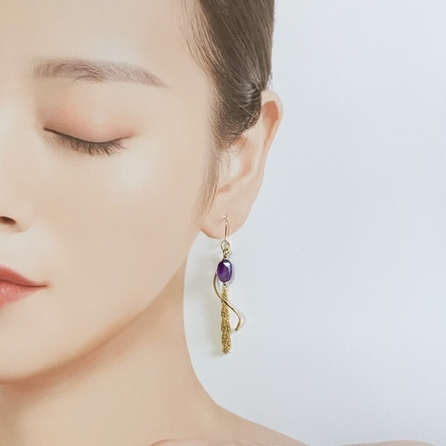アメジストのチェーンフリンジピアス