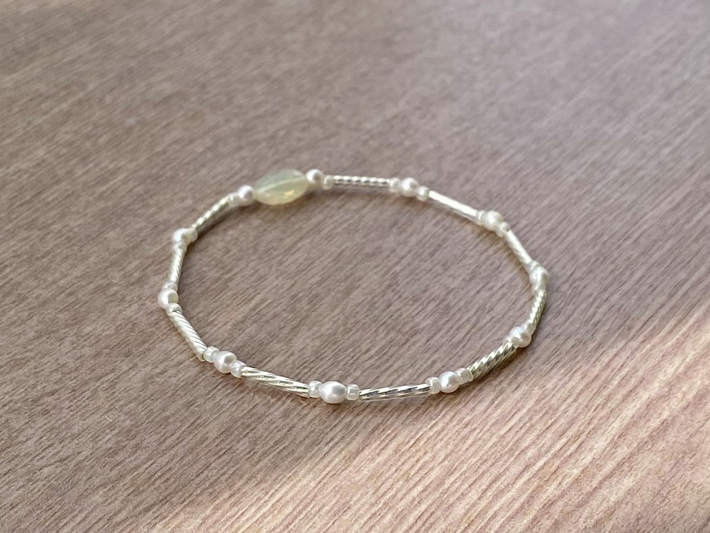 オパール 天然石 & ホワイトシルバー ブレスレット