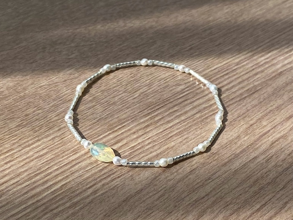 オパール 天然石 & ホワイトシルバー ブレスレット