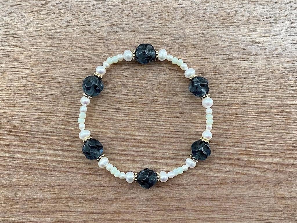 ビーズブレスレット No.142 ヴィンテージビーズ モンタナブルー パール