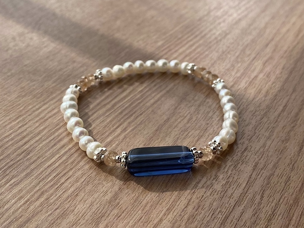 ヴィンテージブルー & パール ブレスレット