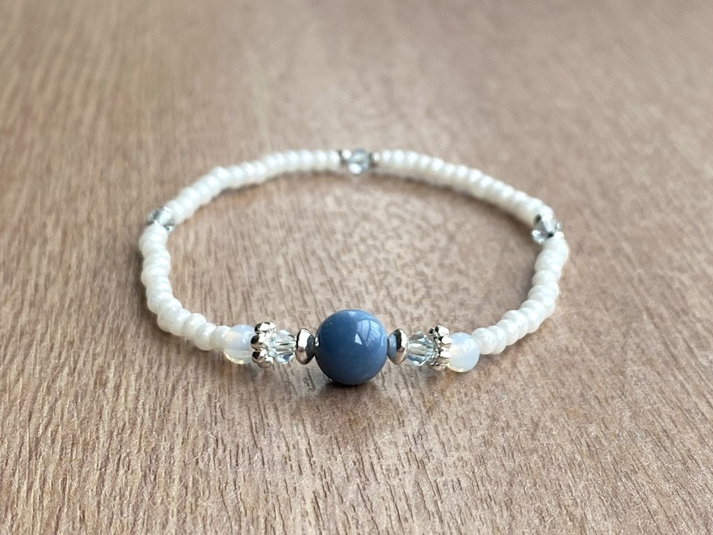 ブルーオパール & ヴィンテージ ホワイト ブレスレット