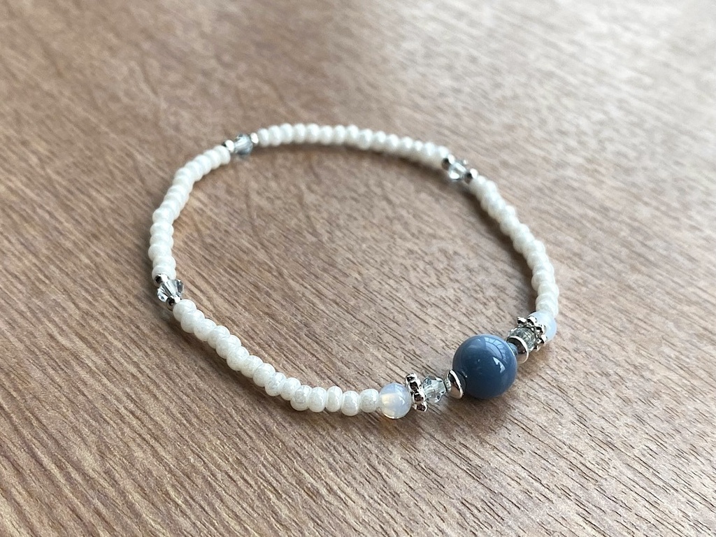 ブルーオパール & ヴィンテージ ホワイト ブレスレット