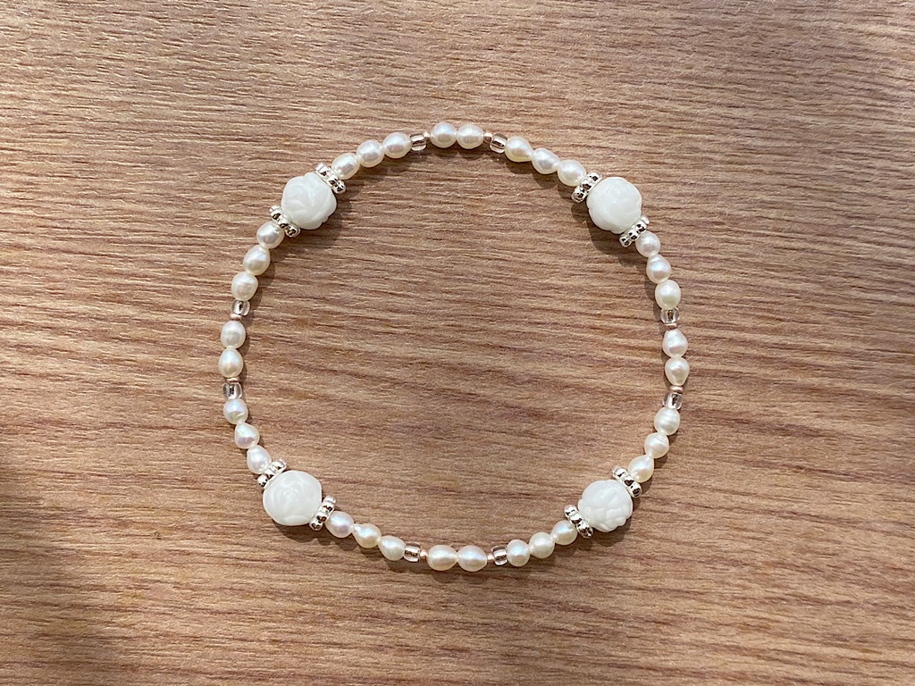 ホワイトローズ & パール ブレスレット