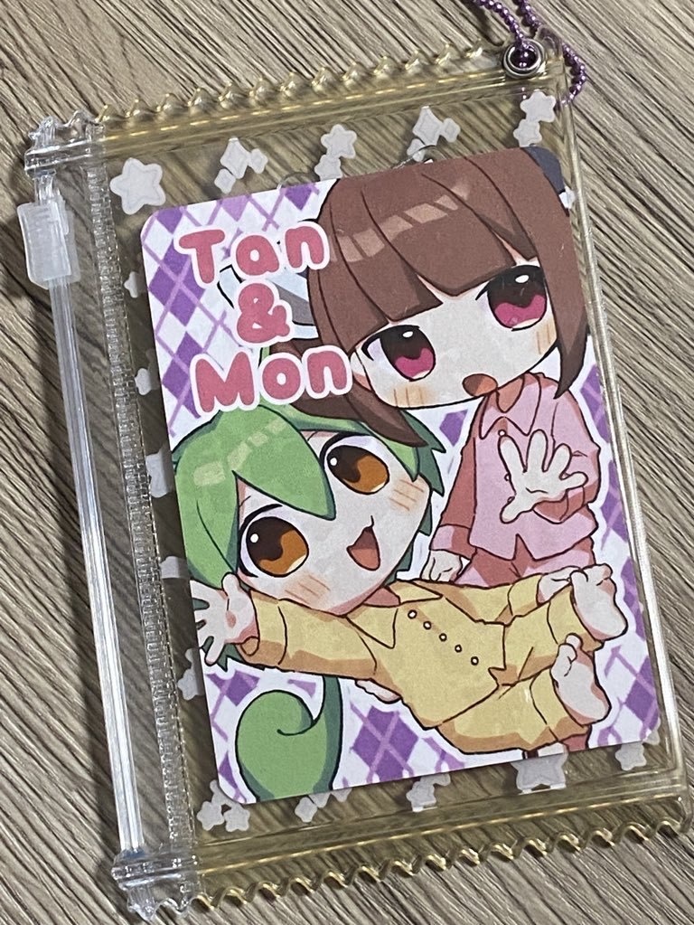 ケース&カードつきアクリルキーホルダー