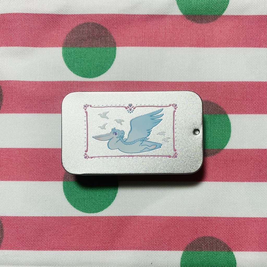 ペリカンのわたる　缶かん