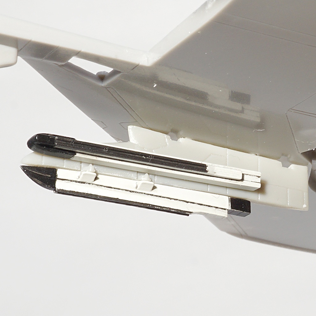 AIM-4パイロン：F-4ファントム２用（1/72）