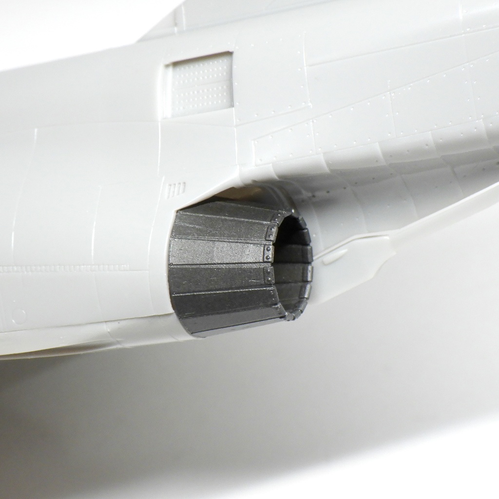 F-4ファントム2 J79エンジン(後期型)"クローズタイプ"(1/72)