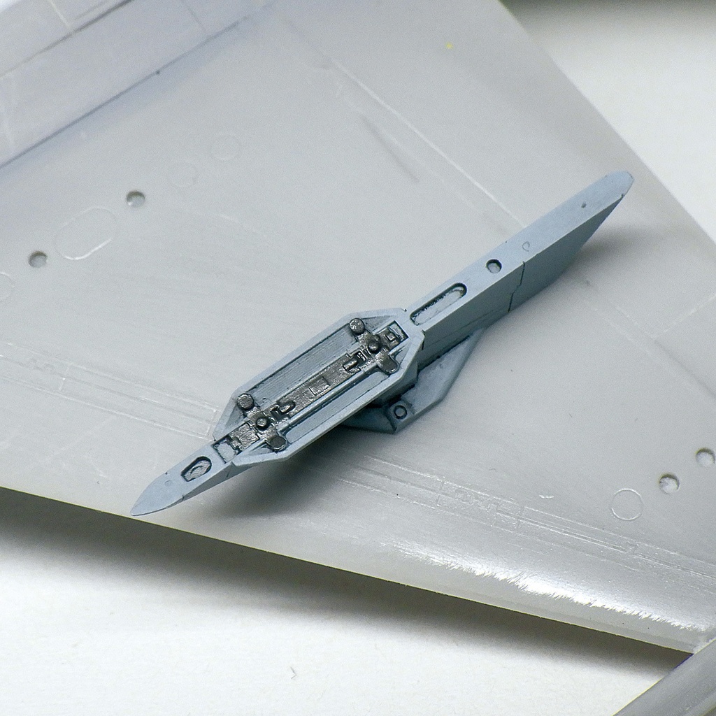 F-16パイロン(1/72)