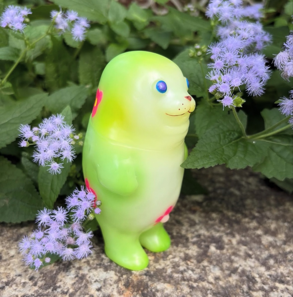 ソフビ『デベザラシ』🦭オハナグリーン🌸💚