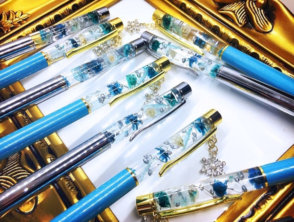 硝子入りハーバリウムペン【チルノ×結晶】