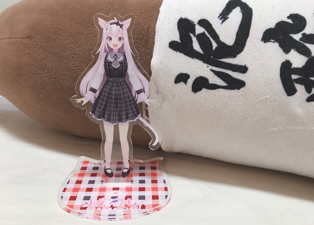小花衣しぃアクリルフィギュア-新衣装-