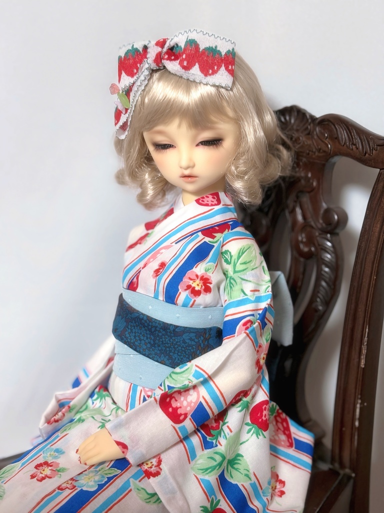 SD〜13SD少女サイズ　総手縫い浴衣いちご柄