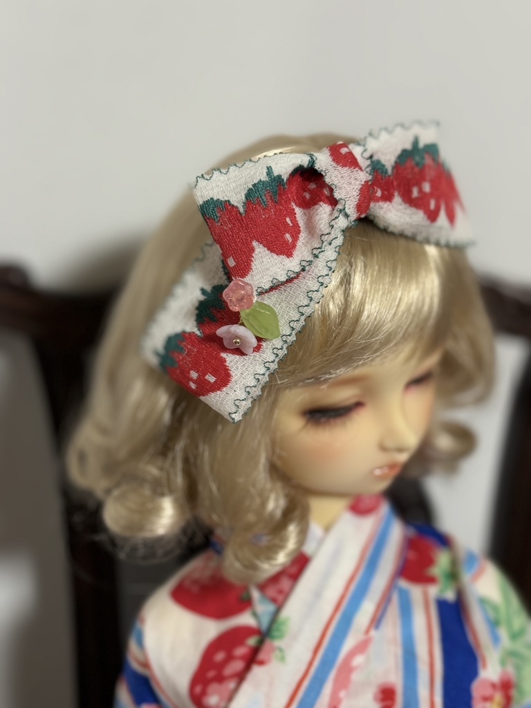 SD〜13SD少女サイズ　総手縫い浴衣いちご柄