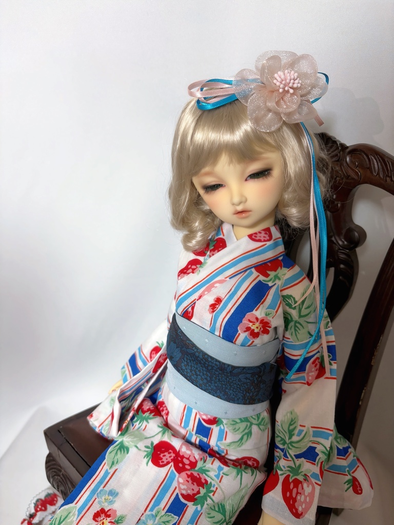 SD〜13SD少女サイズ　総手縫い浴衣いちご柄