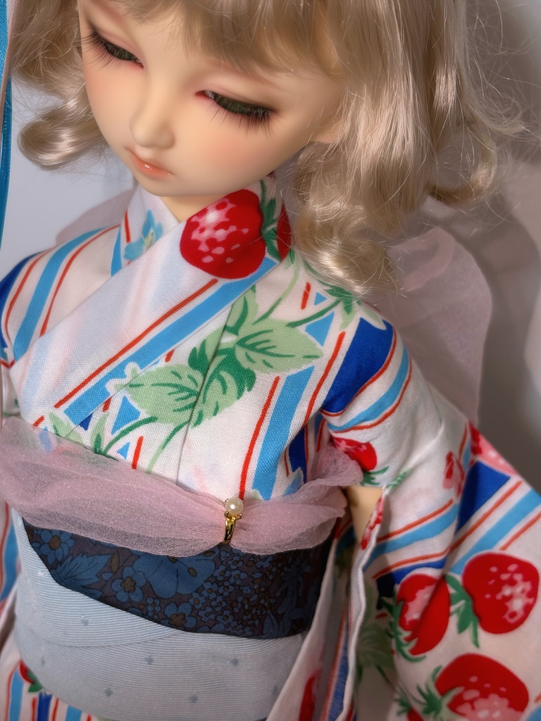 SD〜13SD少女サイズ　アコヤ真珠飾り付き 総手縫い浴衣いちご