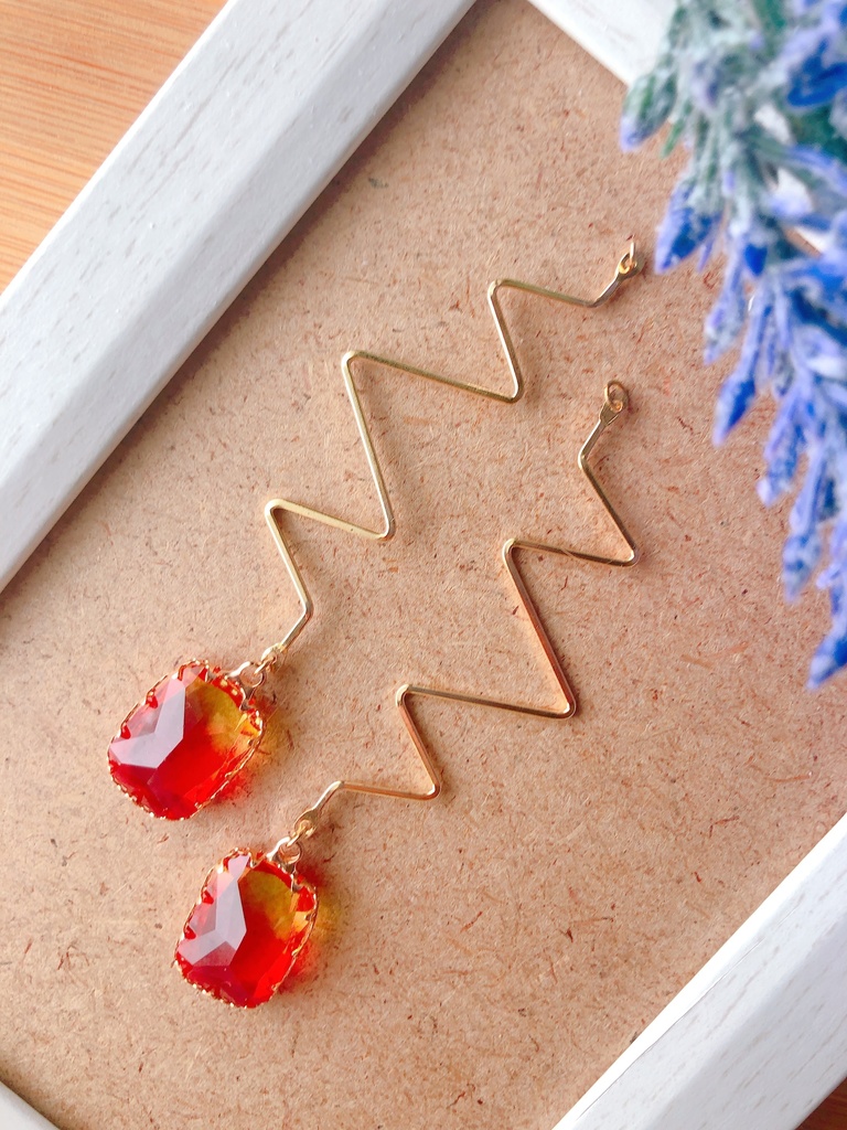 鬼滅の刃・我妻善逸イメージイヤリング①(スクエアver/雫型)