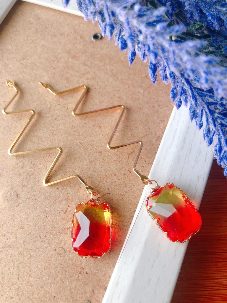 鬼滅の刃・我妻善逸イメージイヤリング①(スクエアver/雫型)