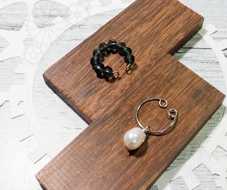 ガラスカットイヤーカフ