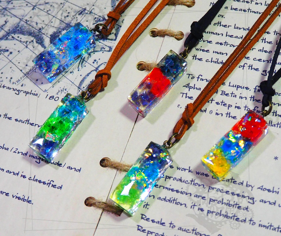 ガラス入りレジンペンダント・濃いめ