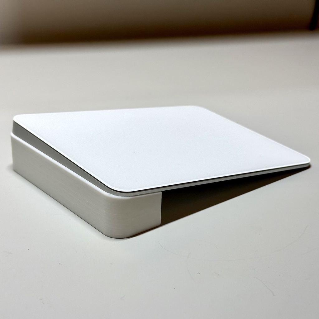 Magic Tracpad 2 ミニマルエルゴスタンド 