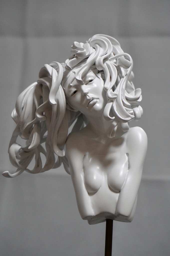 【胸像フィギュア原型】『待宵』