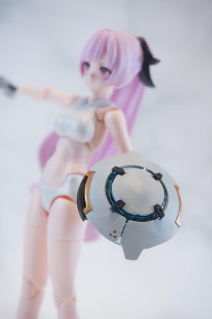 1/12スケールモデル用ラウンドシールドシステム