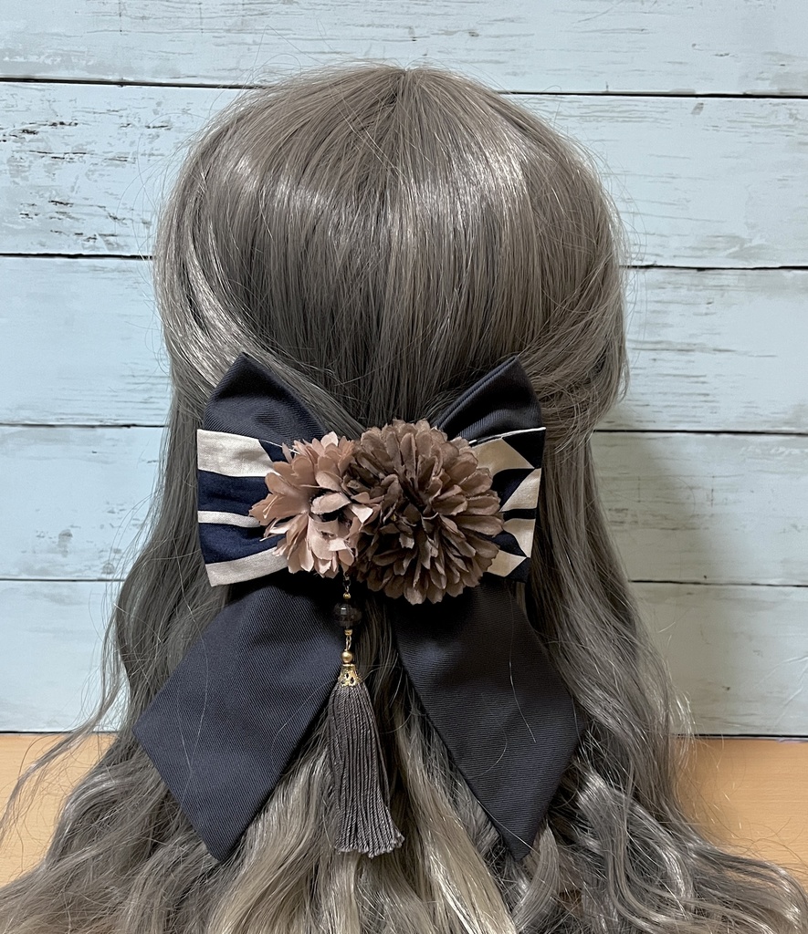 矢絣模様リボンバレッタとフラワークリップのヘアアクセサリーセット