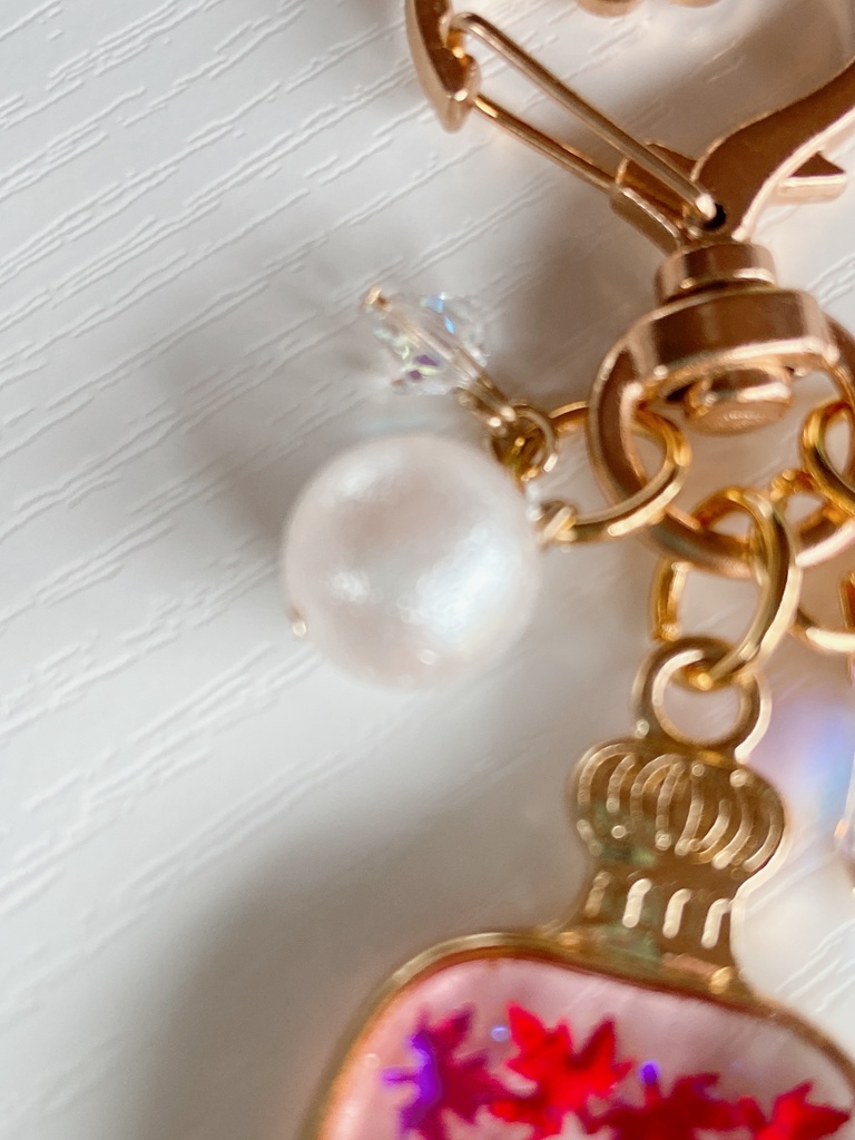 【9月11日21時頃〜販売開始】紅葉グラデーションキーチャーム