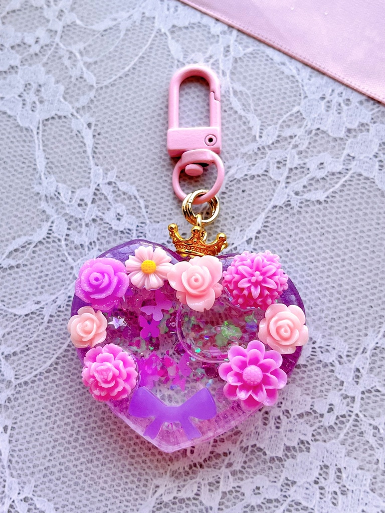 お花たっぷりフラワーシェイカーキーホルダー