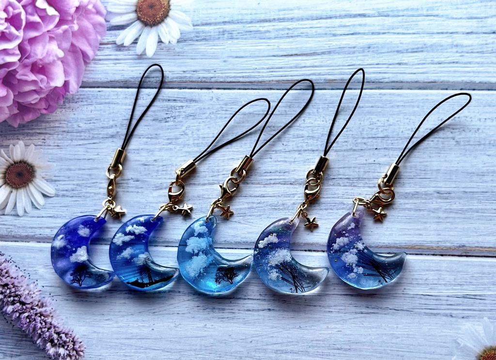 NostalgicMoonー郷愁の月ストラップ