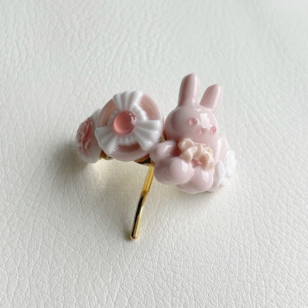 レジン ヘアゴム・パステルお花畑猫ちゃん、ポニーフックブローチ変更可能 レジン 猫 ヘアゴム ブローチ ポニーフック No.162 - メルカリ