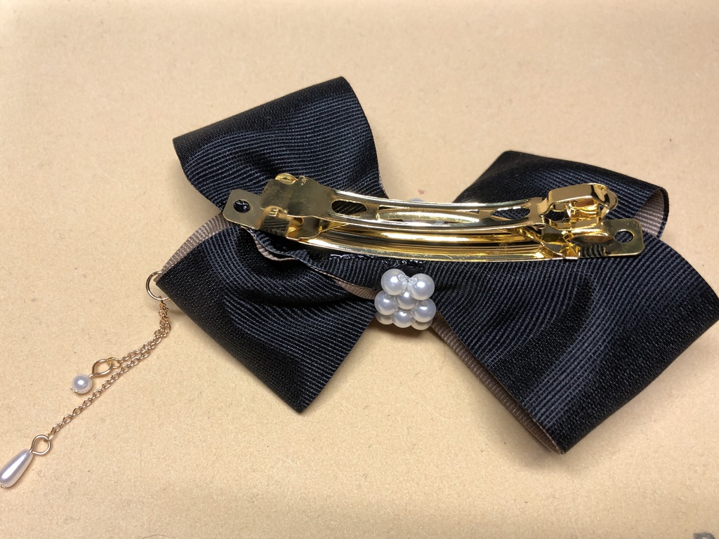 パール付きりぼんバレッタ