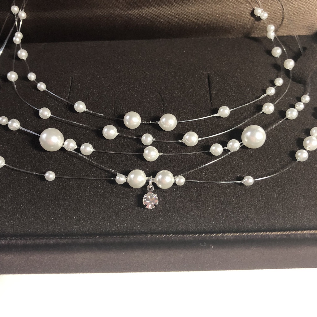 クリスタルストーン付きパールシャワーネックレス