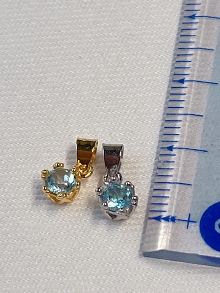 宝石質スカイブルートパーズペンダント(ゴールド)